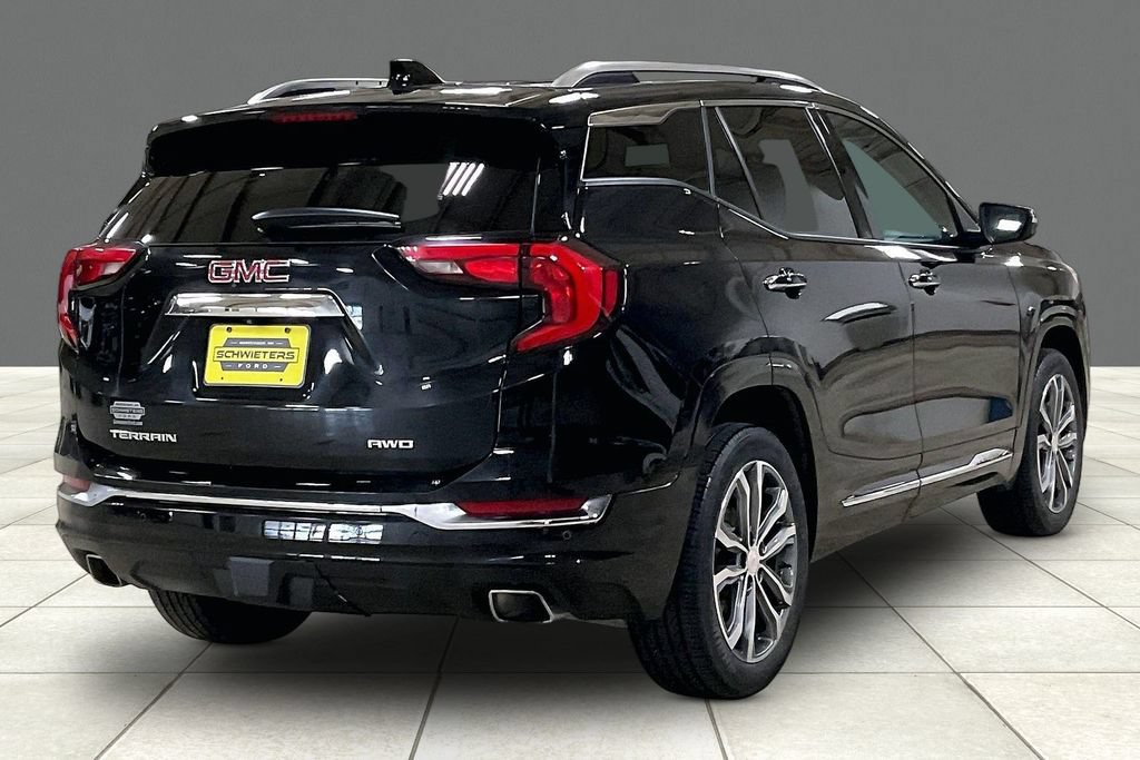 Used 2020 GMC Terrain Denali w/ GMC Pro Grade Package AWD/4WD image 12