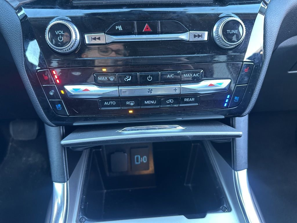 Certified 2023 Ford Explorer Limited image 39