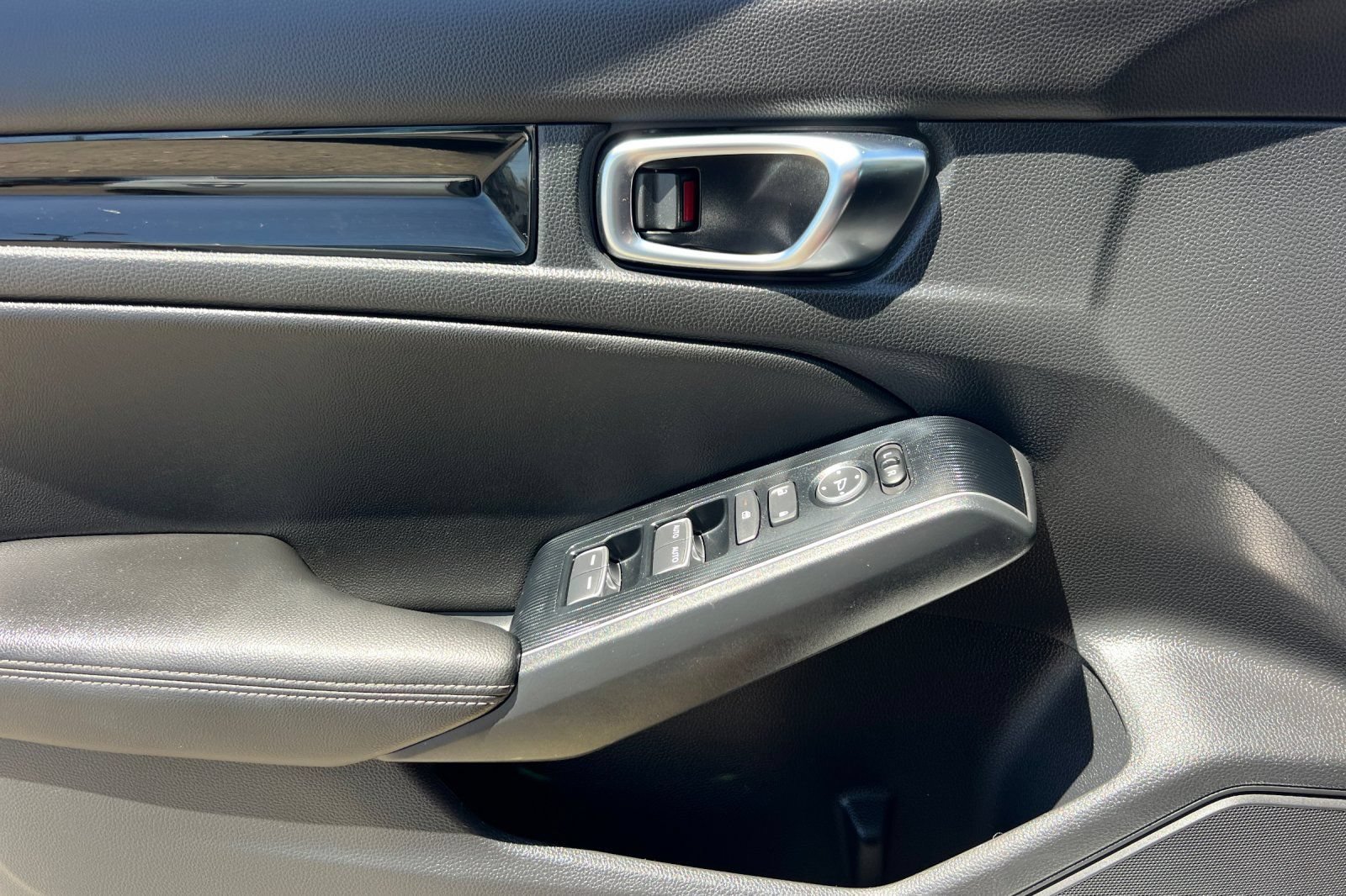 Used 2024 Honda Civic Sport Touring image 13