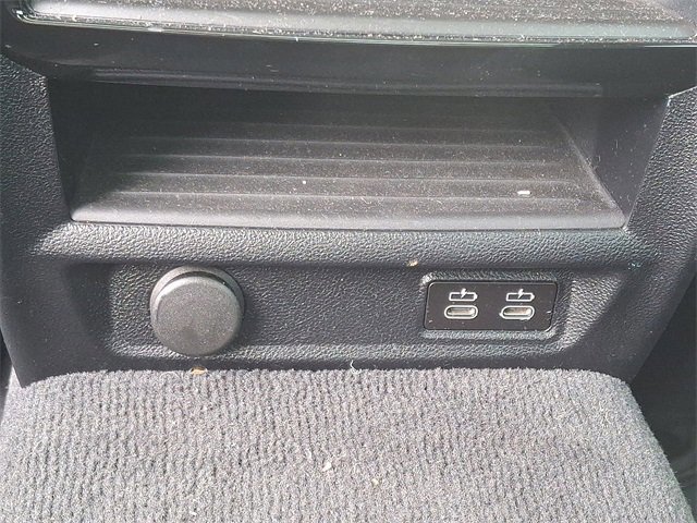 Used 2021 BMW 530i xDrive w/ Premium Package image 11