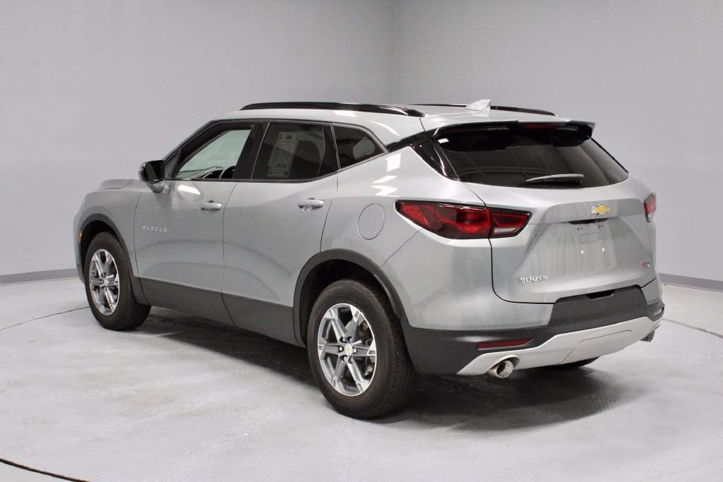 Used 2024 Chevrolet Blazer LT w/ LPO, Floor Liner Package FWD image 10