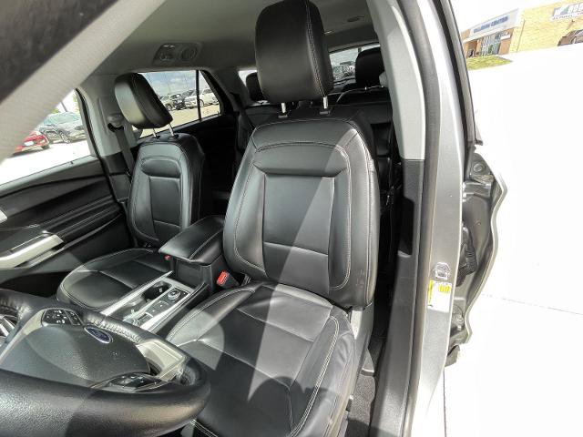 Certified 2021 Ford Explorer XLT w/ Equipment Group 202A AWD/4WD image 18