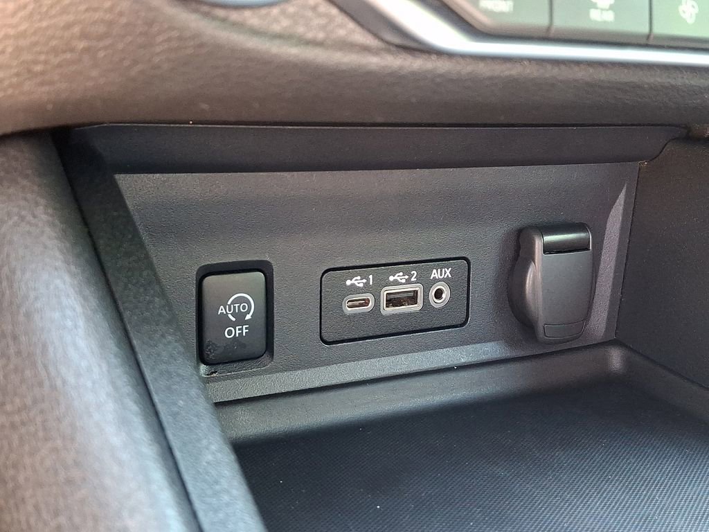 Used 2024 Nissan Sentra SV w/ All-Weather Package FWD image 23