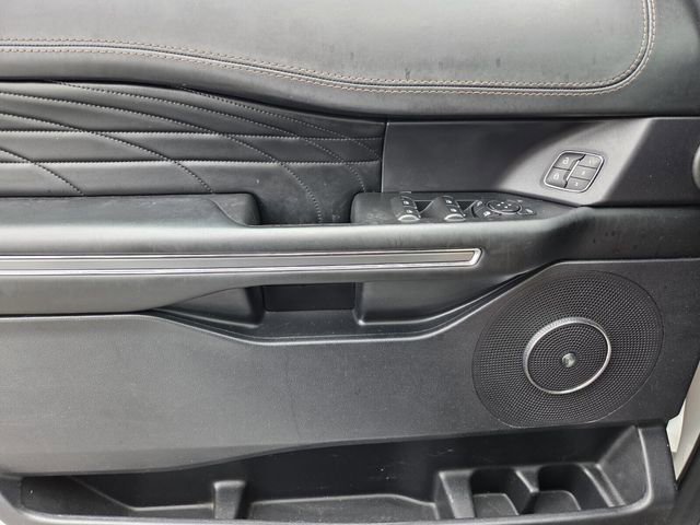 Certified 2020 Ford Expedition Platinum image 21