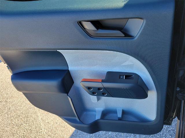 Certified 2022 Ford Maverick XLT image 17