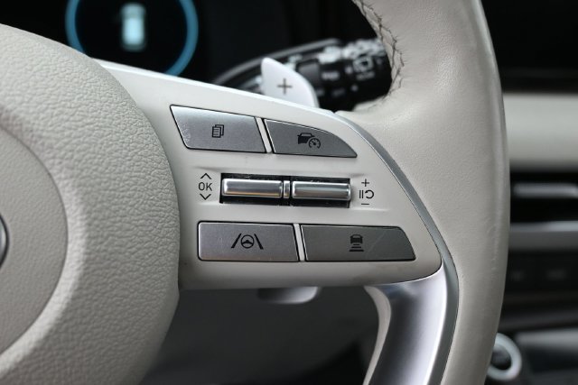 Used 2024 Hyundai Palisade Limited FWD image 16