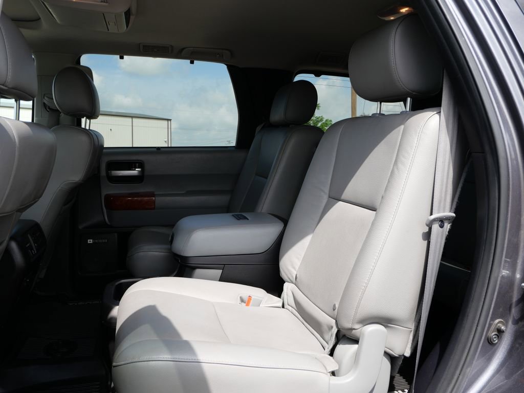 Used 2018 Toyota Sequoia Platinum w/ Carpet Mat Package image 13