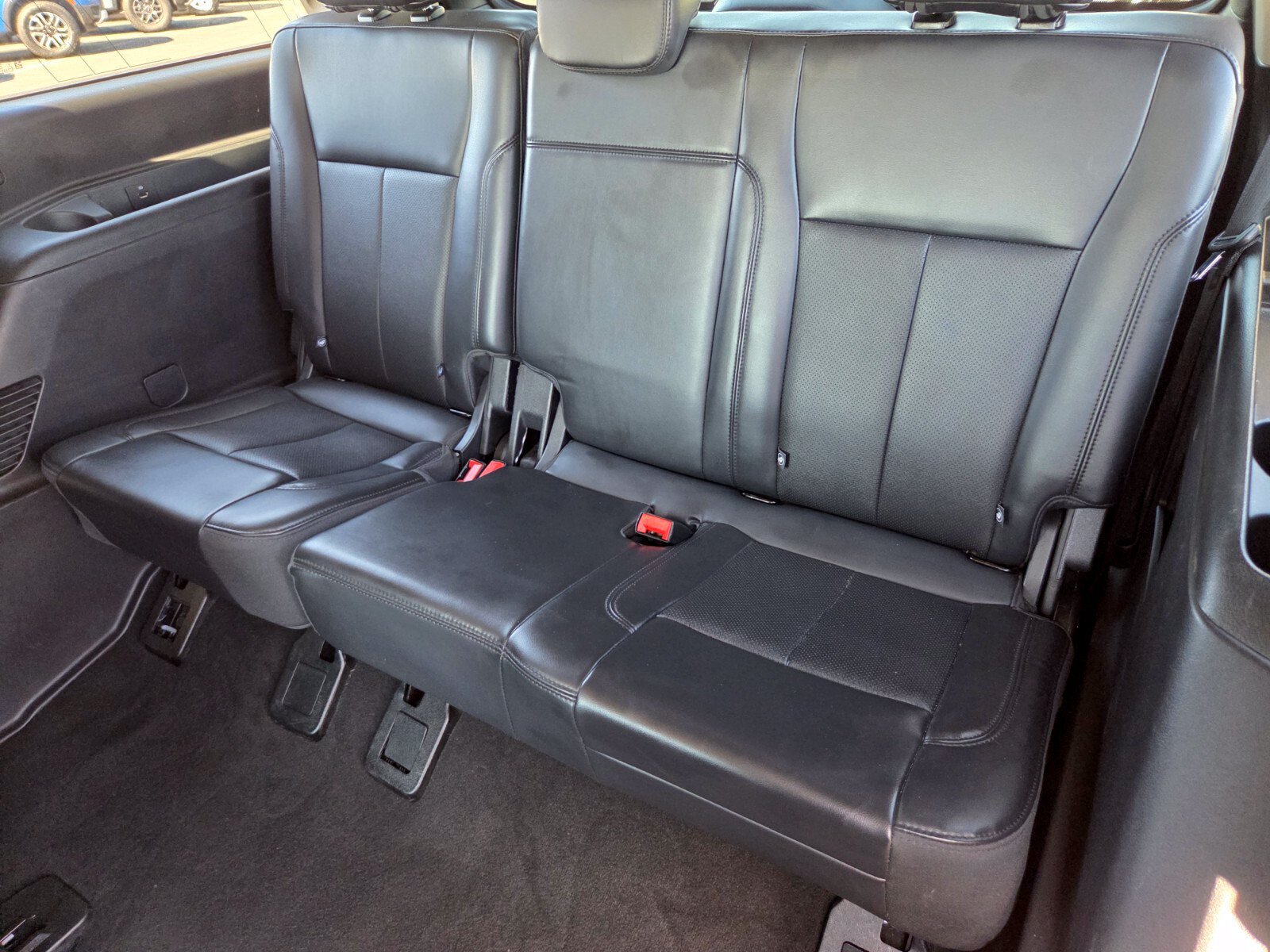 Certified 2024 Ford Expedition XLT RWD image 12