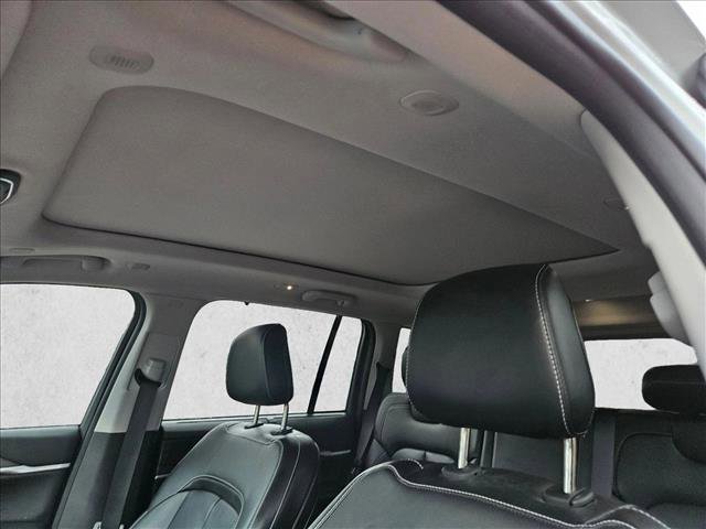 Used 2022 Jeep Grand Cherokee Limited 4xe w/ Luxury Tech Group II AWD/4WD image 13