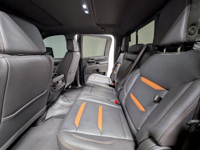 Used 2025 GMC Sierra 2500 AT4 AWD/4WD image 17