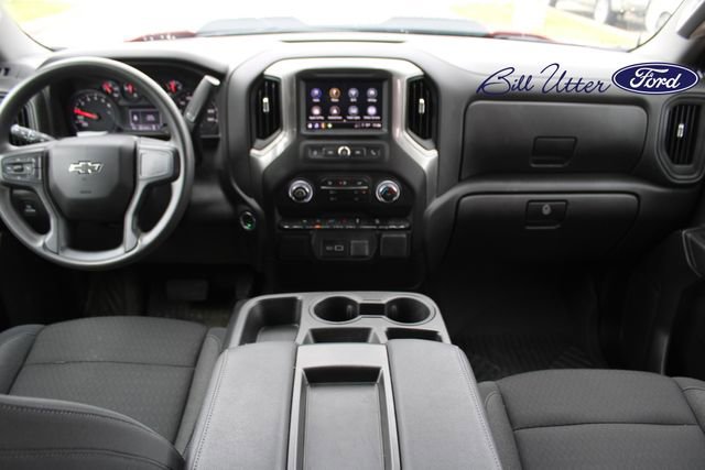 Used 2025 Chevrolet Silverado 1500 Custom Trail Boss AWD/4WD image 14