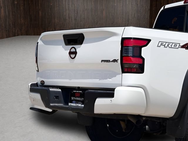 Used 2022 Nissan Frontier PRO-4X w/ Technology Package AWD/4WD image 13