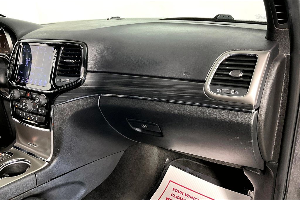 Used 2019 Jeep Grand Cherokee Limited w/ Luxury Group II AWD/4WD image 16