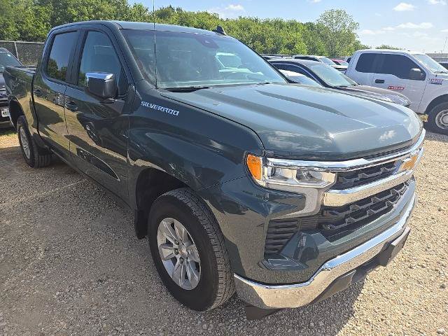 Used 2025 Chevrolet Silverado 1500 LT RWD image 4