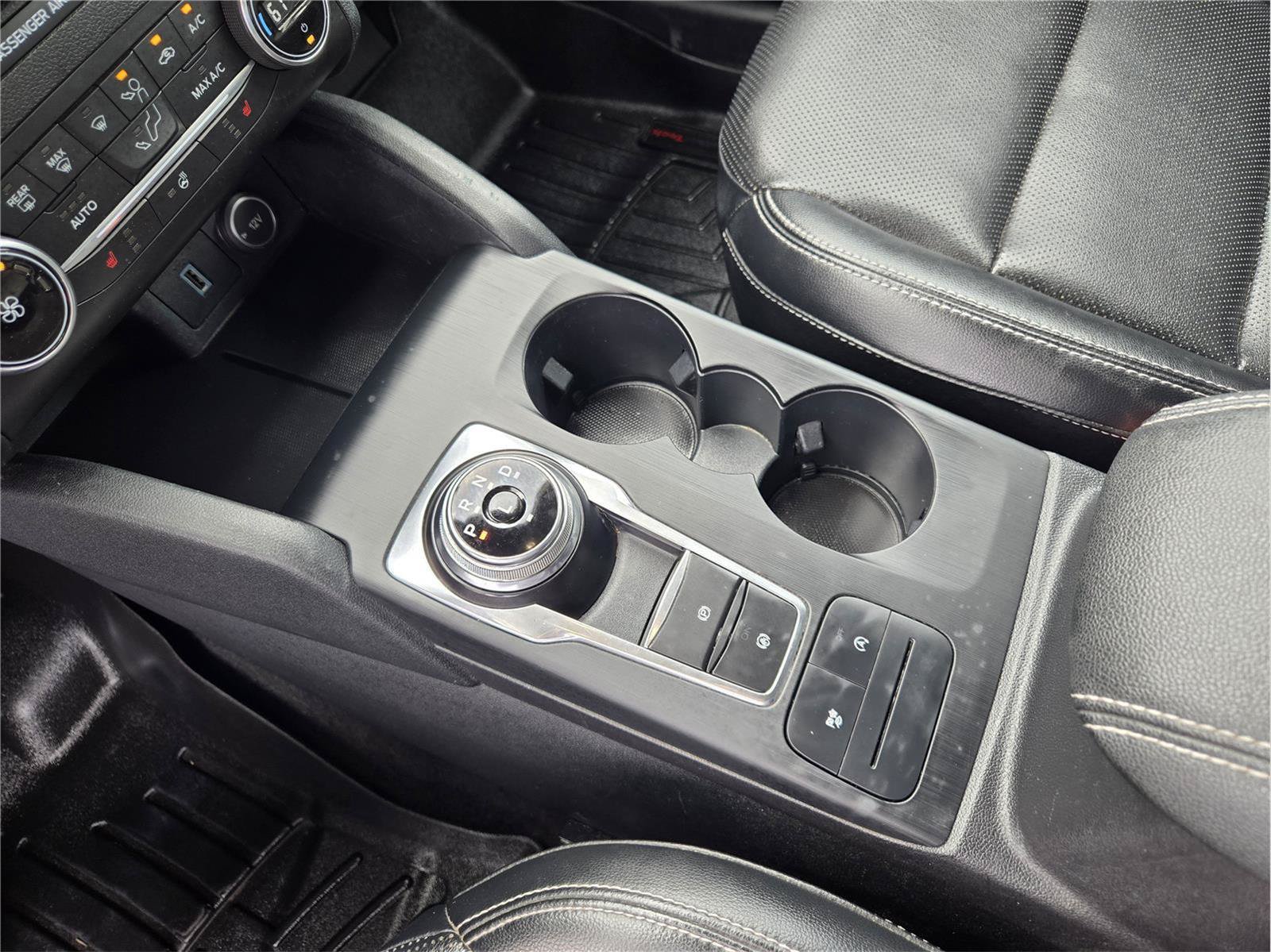 Certified 2020 Ford Escape SEL FWD image 18