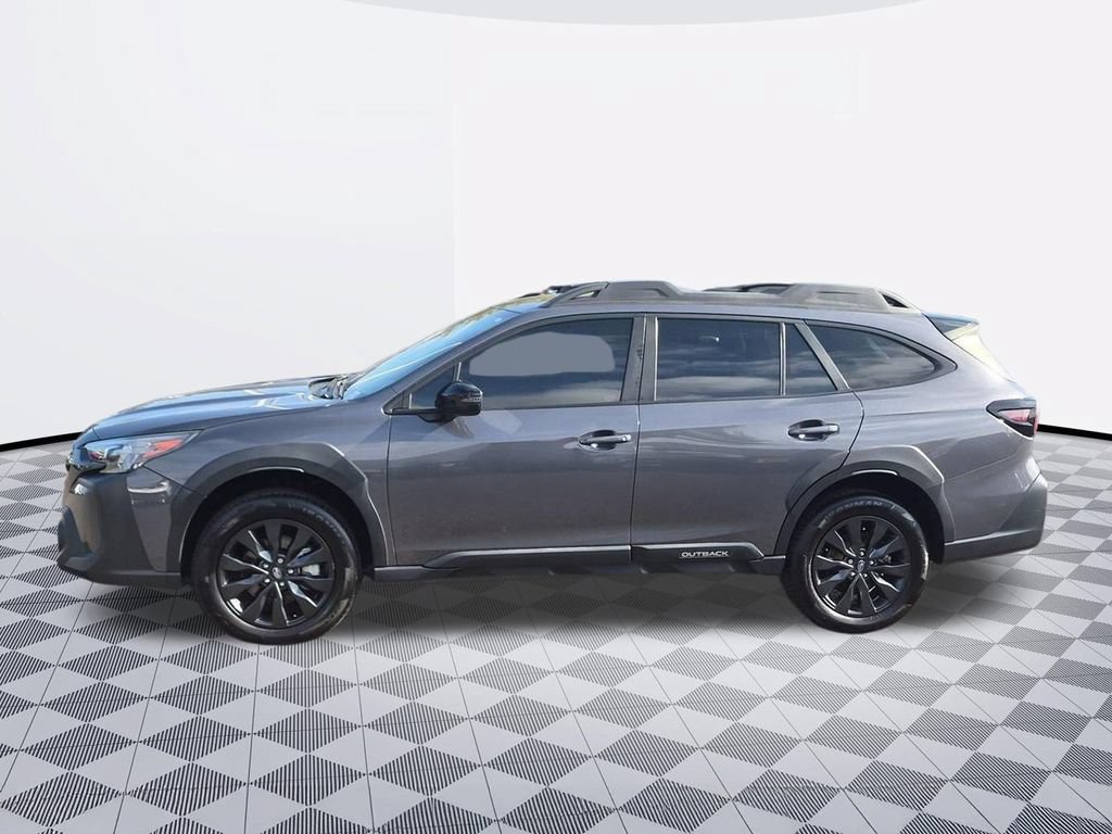 Used 2023 Subaru Outback Onyx Edition AWD/4WD image 2