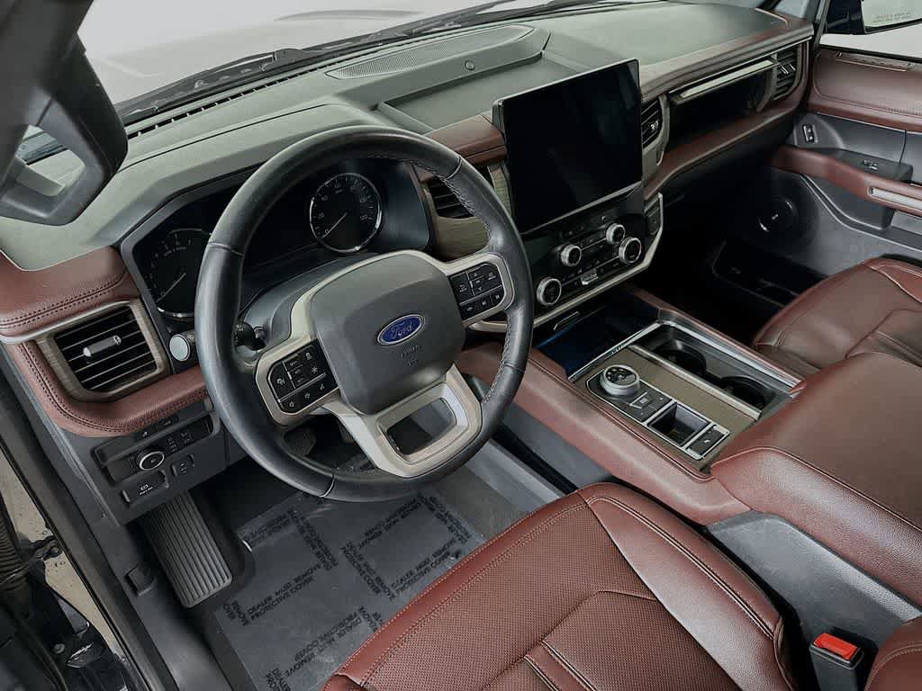 Certified 2024 Ford Expedition Max Limited RWD image 2