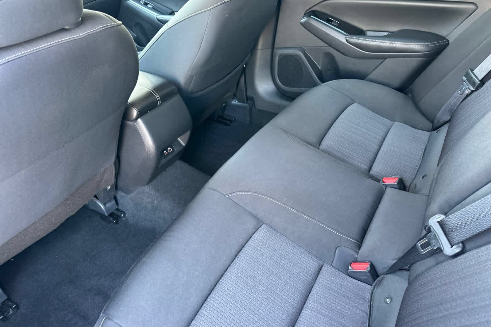 Used 2023 Nissan Altima 2.5 SV w/ SV Premium Package AWD/4WD image 4