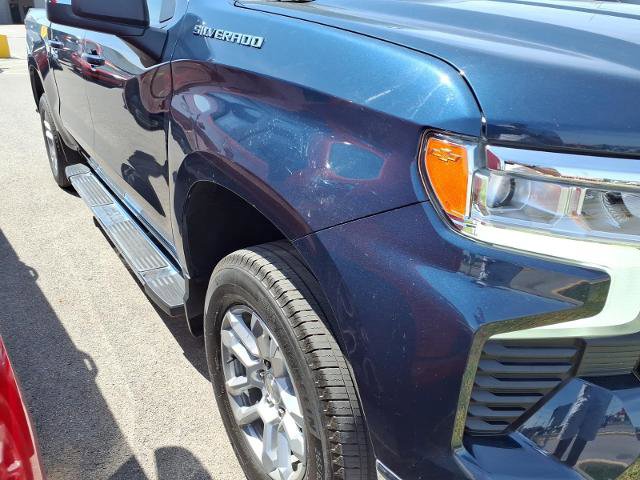 Used 2022 Chevrolet Silverado 1500 LT AWD/4WD image 20