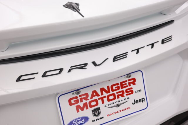 Used 2022 Chevrolet Corvette Stingray Coupe w/ Z51 Performance Package RWD image 26