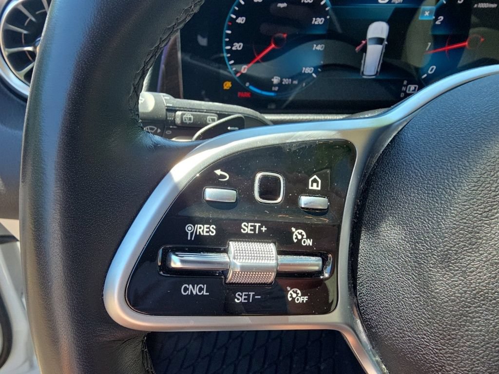 Used 2022 Mercedes-Benz GLB 250 4MATIC image 14