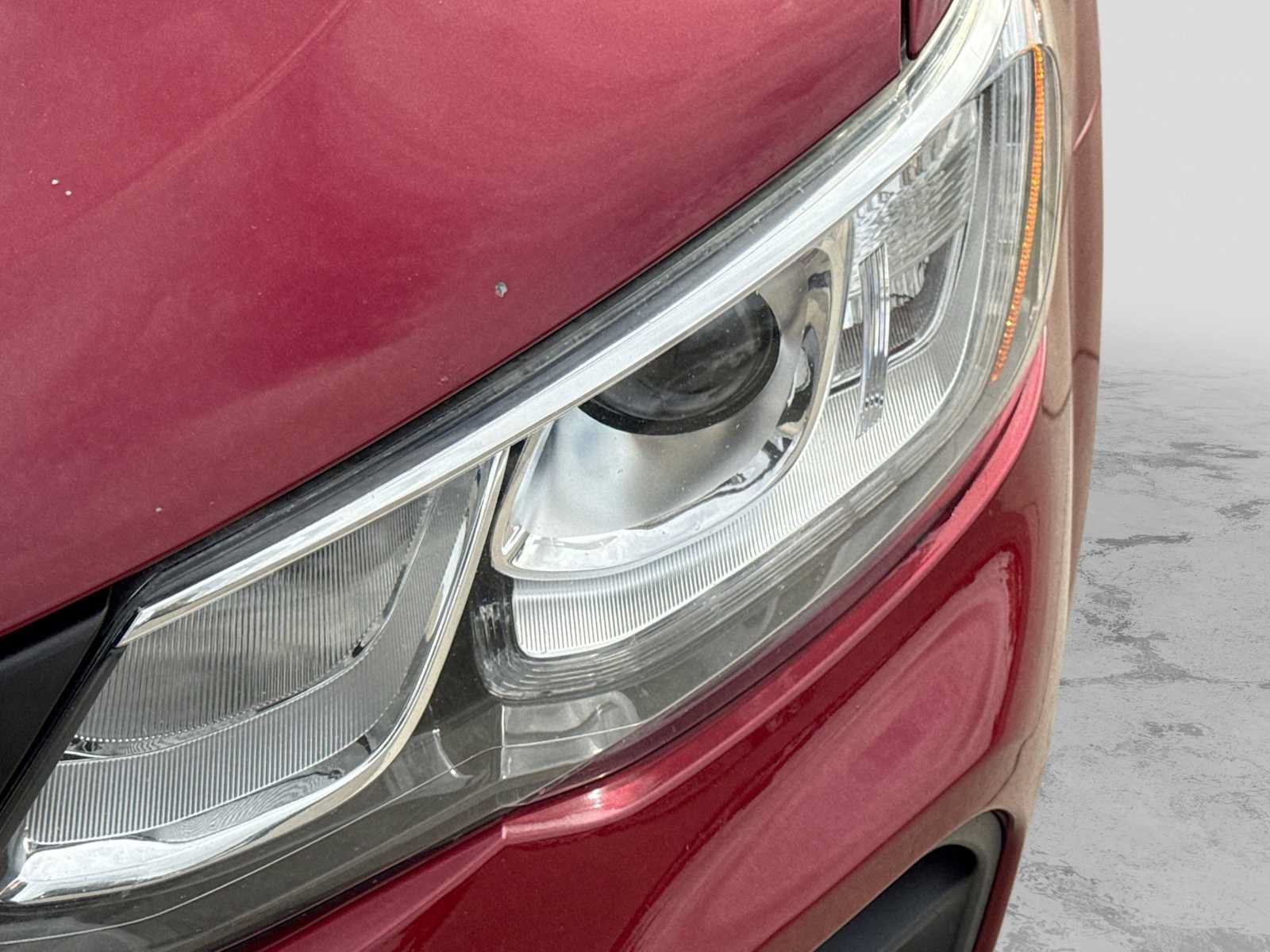 Used 2020 Chevrolet Sonic LT w/ Convenience Package FWD image 10