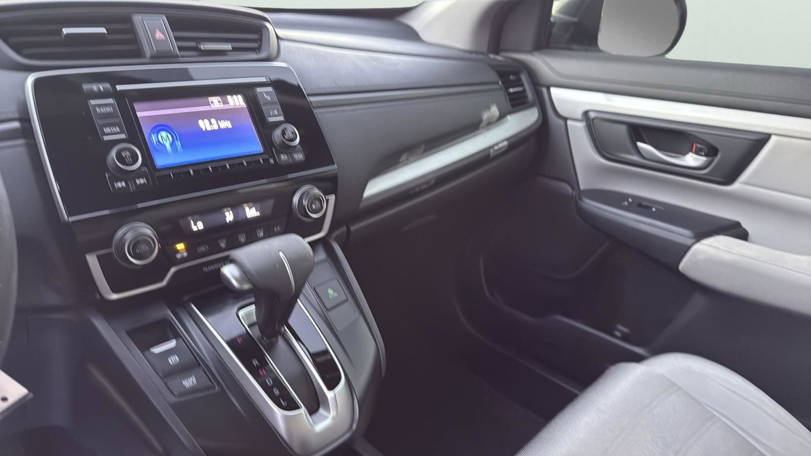 Used 2019 Honda CR-V LX image 19