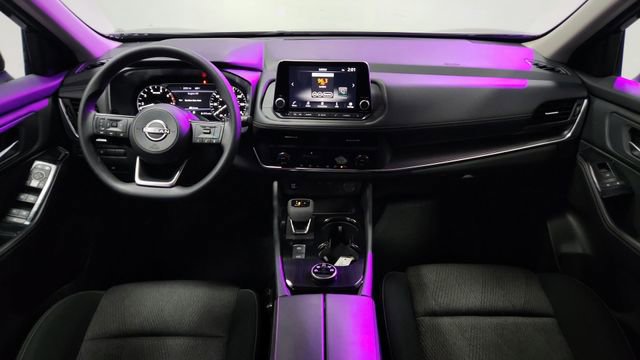 Used 2024 Nissan Rogue SV image 18