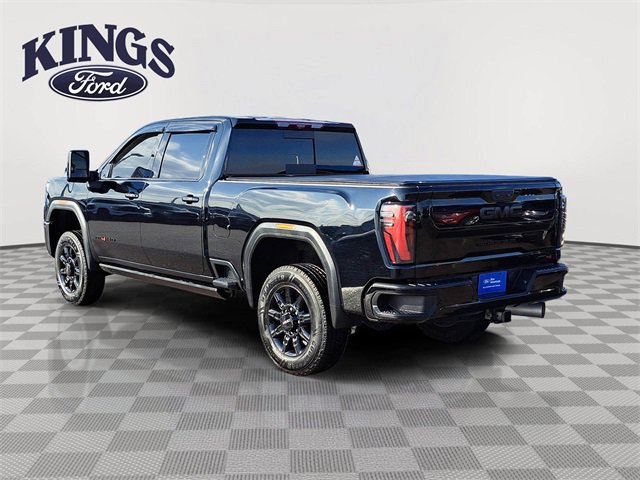 Used 2024 GMC Sierra 2500 AT4 w/ AT4 Premium Plus Package image 3