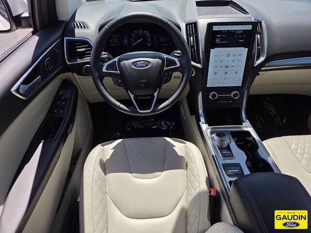 Certified 2023 Ford Edge Titanium w/ Class II Trailer Tow Package AWD/4WD image 13