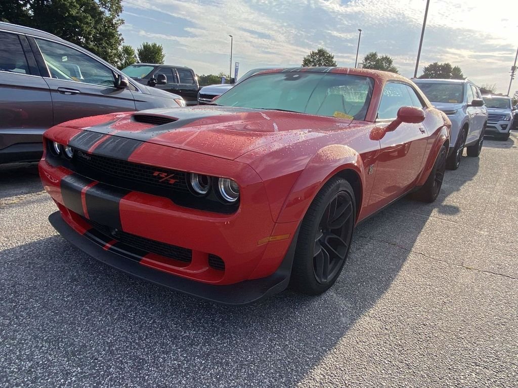Used 2022 Dodge Challenger R/T Scat Pack RWD image 3