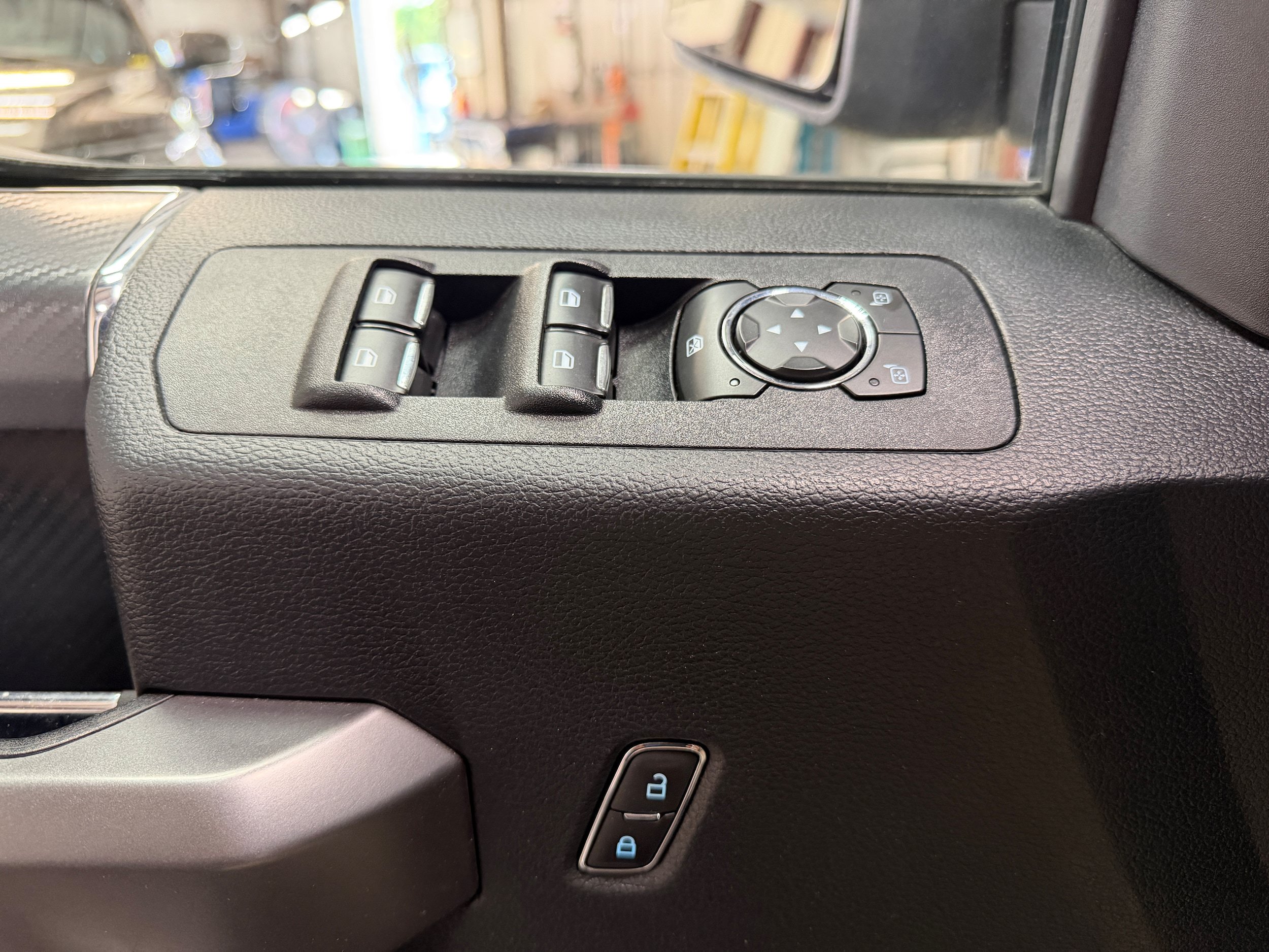 Certified 2019 Ford F150 XLT w/ Equipment Group 302A Luxury AWD/4WD image 15