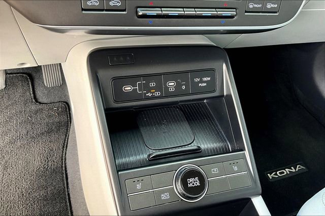 Used 2024 Hyundai Kona SEL w/ Convenience Package image 22