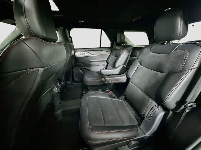 Certified 2025 Ford Explorer ST AWD/4WD image 14