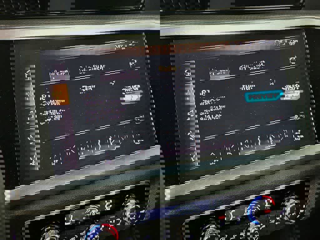 Used 2020 Audi Q3 2.0T Premium Plus w/ Premium Plus Package image 20