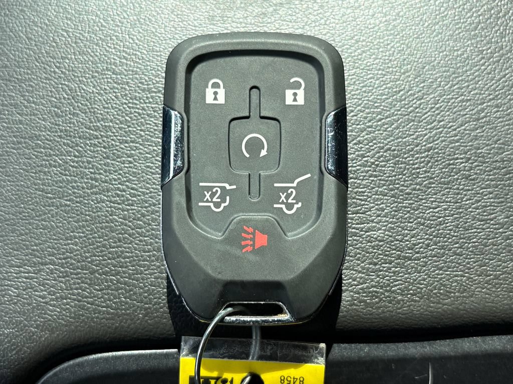 Used 2017 GMC Yukon SLT w/ Open Road Package RWD image 34