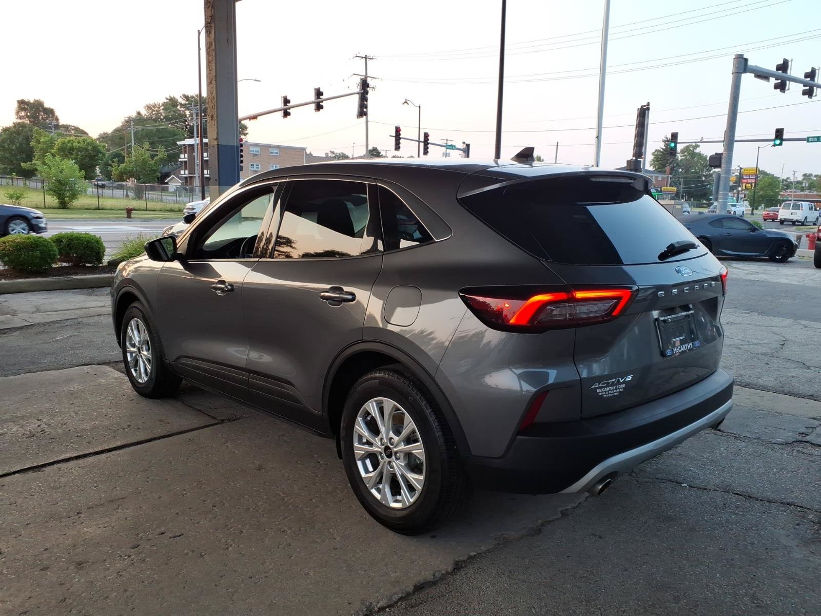 Certified 2024 Ford Escape Active FWD image 5