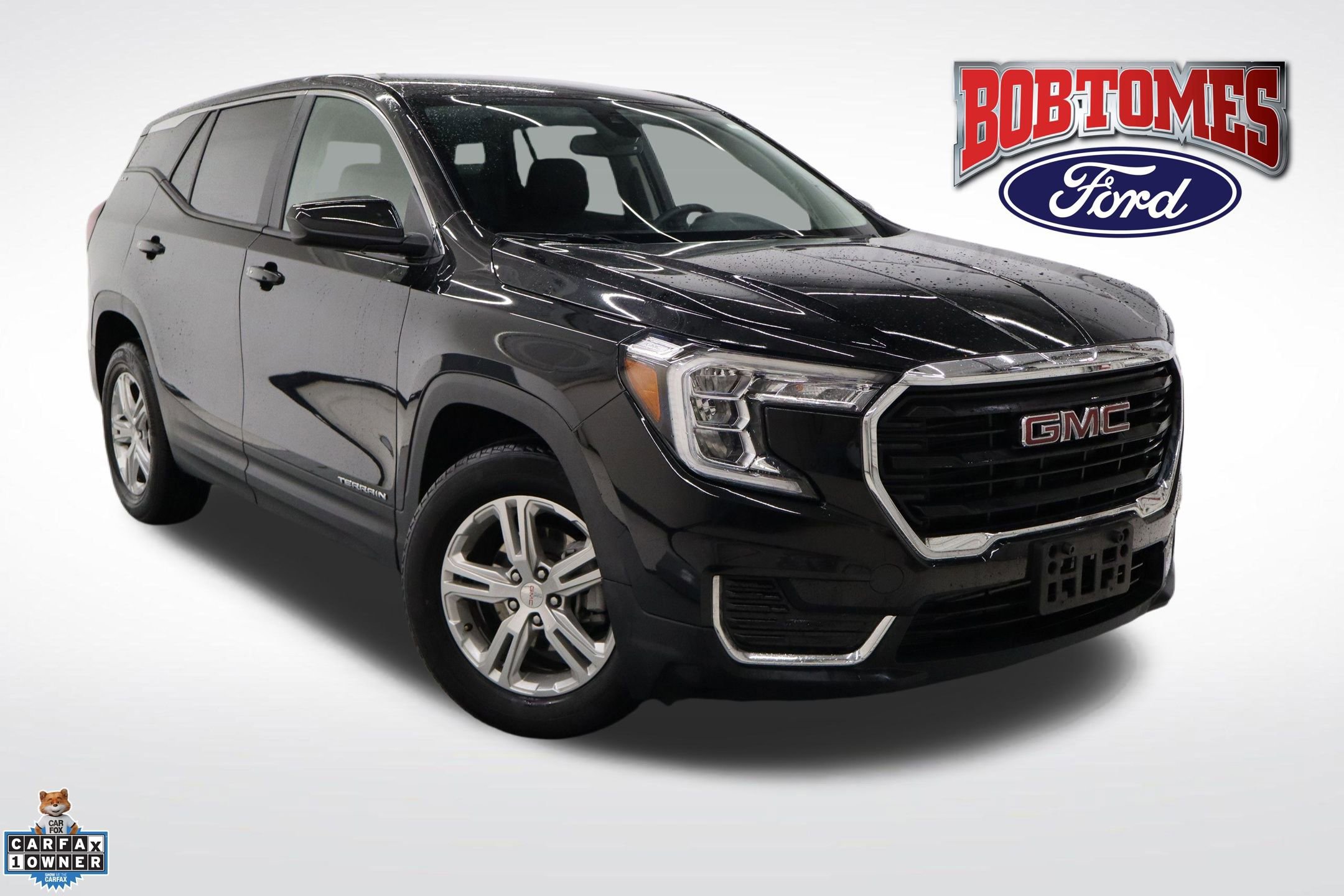 Used 2024 GMC Terrain SLE image 11