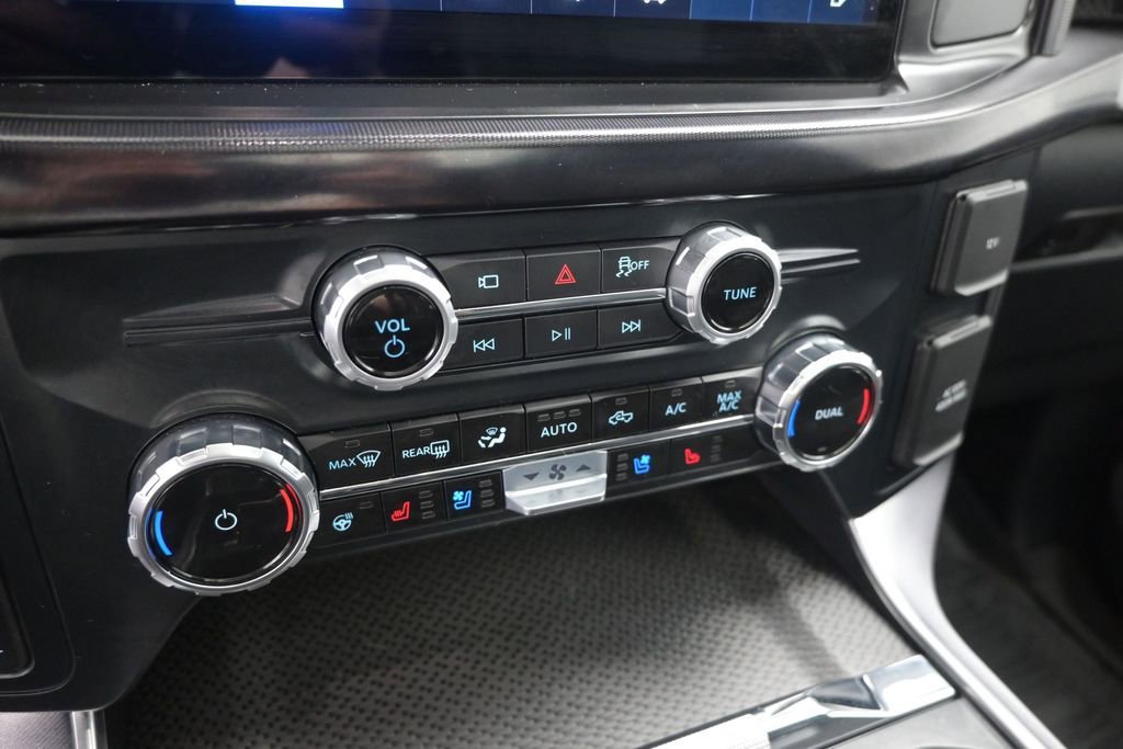 Certified 2025 Ford F150 Raptor w/ Equipment Group 803A Raptor R AWD/4WD image 24