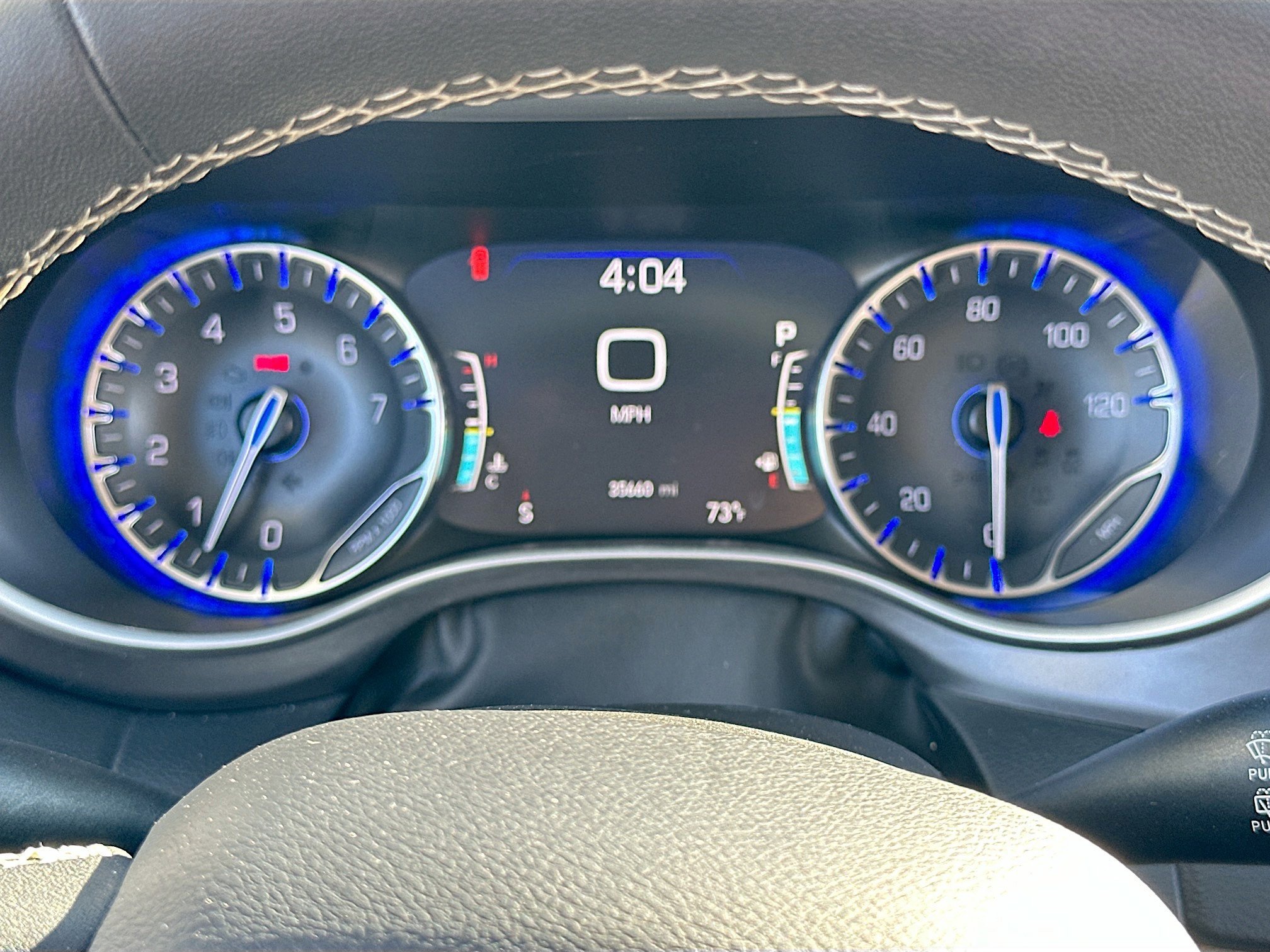 Used 2024 Chrysler Pacifica Touring-L image 12