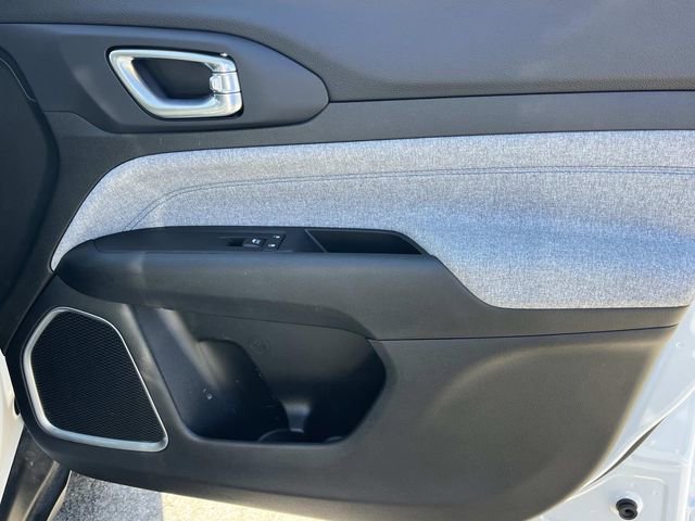 Used 2022 Jeep Compass Latitude w/ Convenience Group image 23