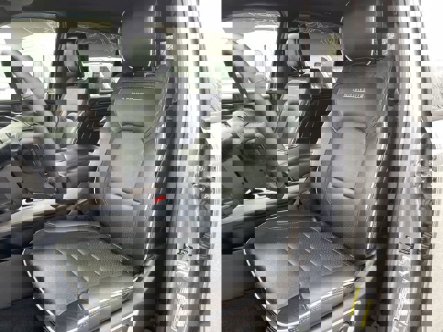 Used 2025 RAM 1500 Laramie w/ Sport Appearance Package AWD/4WD image 6