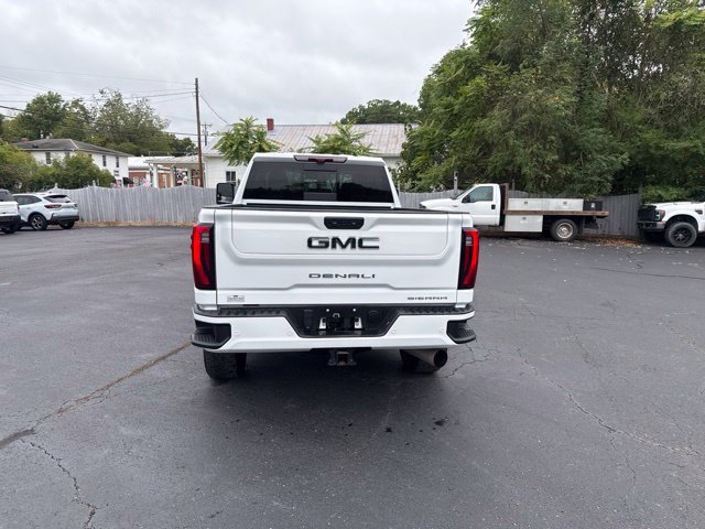 Used 2024 GMC Sierra 2500 Denali Ultimate AWD/4WD image 6