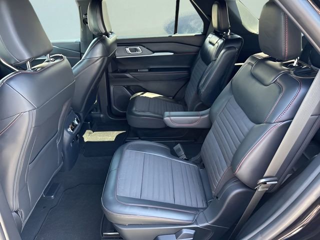 Certified 2025 Ford Explorer ST-Line w/ Premium Package RWD image 13