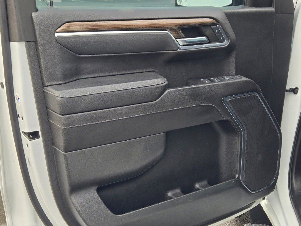 Used 2023 Chevrolet Silverado 1500 RST image 22