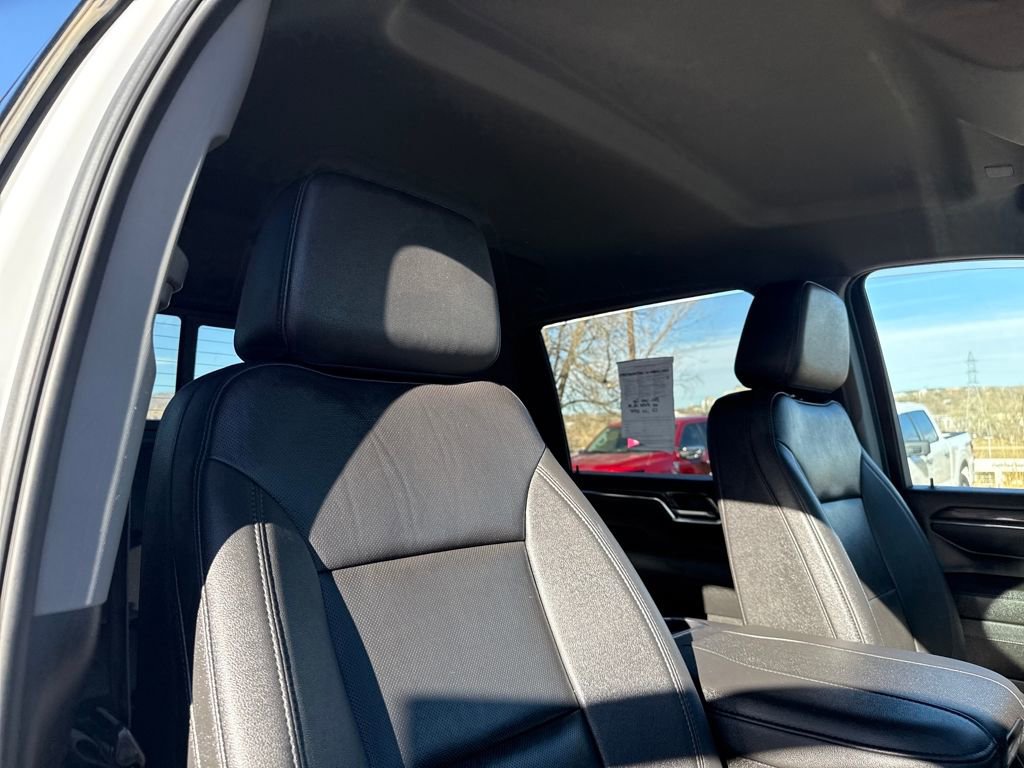 Used 2024 Chevrolet Silverado 3500 LTZ w/ LTZ Convenience Package image 29