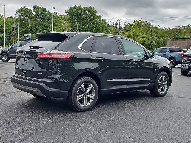 Certified 2022 Ford Edge SEL w/ Convenience Package image 4