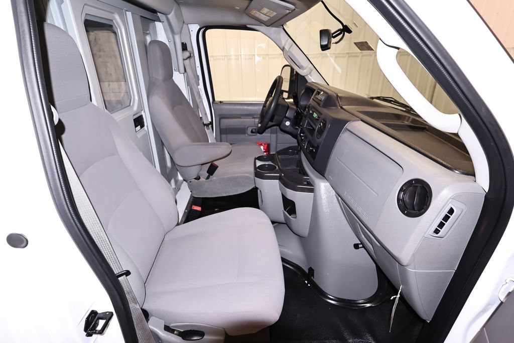 Certified 2024 Ford E-350 and Econoline 350 Super Duty w/ Power Windows & Locks Group RWD image 17