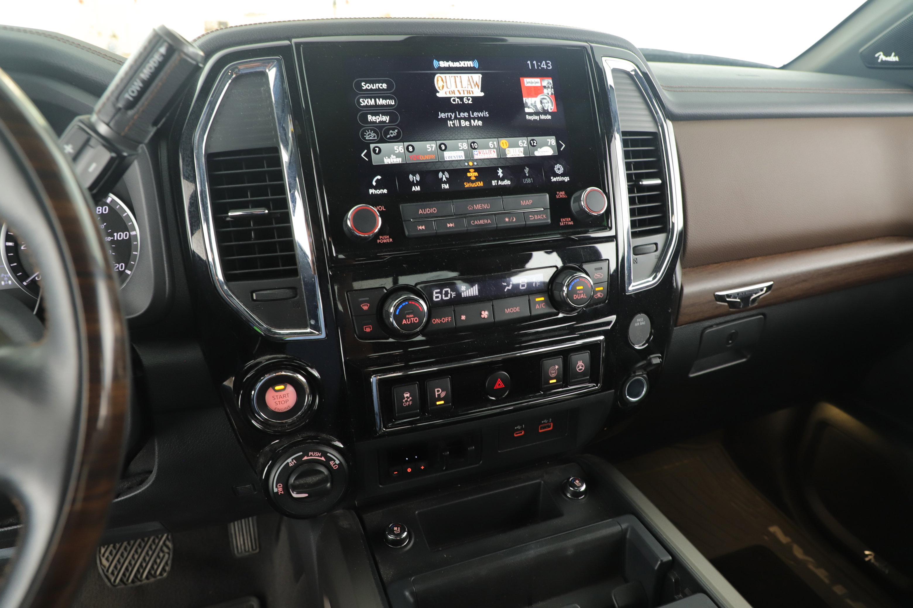 Used 2021 Nissan Titan Platinum Reserve w/ Off Road Protection Package image 8