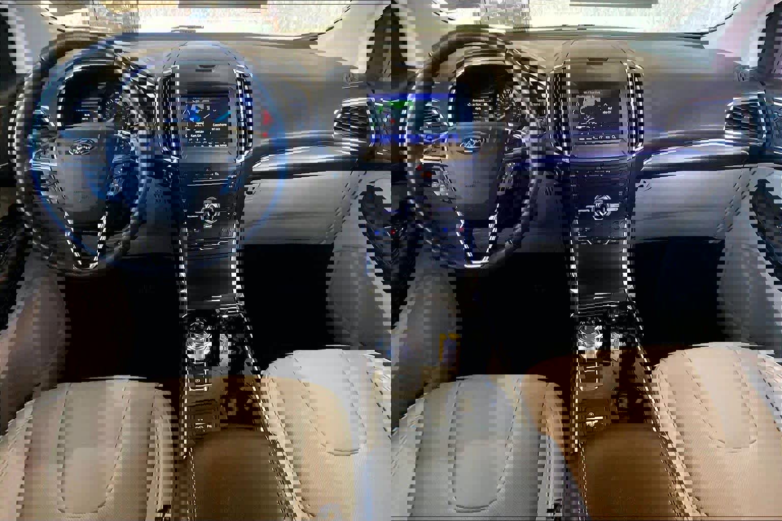 Certified 2019 Ford Edge Titanium w/ Equipment Group 301A image 15